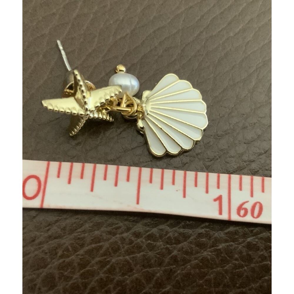 Anthropologie Seashell Earrings Starfish Pearl Gold Shell Boho 14k Plated Stud - Picture 9 of 9